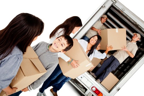 Flat removal team preparing for a move in Elephant and Castle