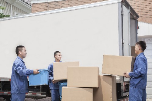 Careful packing and loading for a London flat move