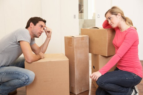 Local removal van support for Elephant and Castle relocations
