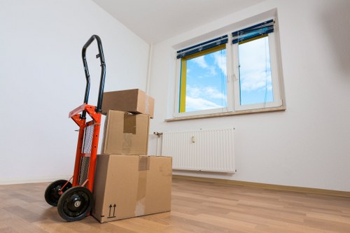 Packing and moving assistance for a residential move in Elephant and Castle